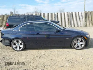 2008 BMW 3 Series 335i with VIN WBAWL73578P178117, listed as a IAAI auction lot 41908699 with 93,844 mi miles and . Bid and sale history available at carsss.com. Image 14.