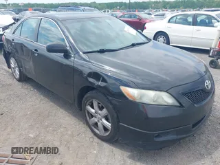 2008 Toyota Camry LE z VIN 4T1BE46K48U224298, wystawiony jako IAAI lot #42133711 z przebiegiem 297 877 mil mil oraz . Historia ofert i sprzedaży dostępna na DreamBid. Obrazek 1.