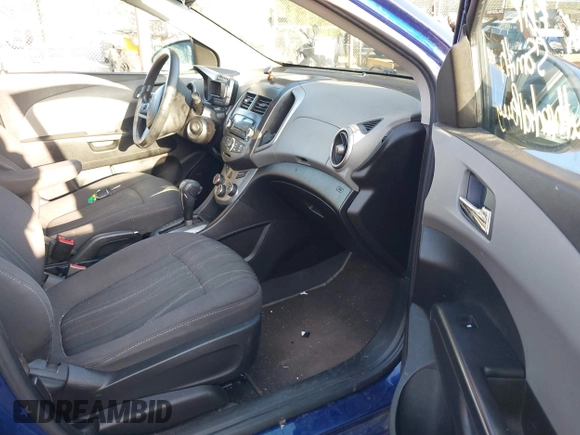 2014 Chevrolet Sonic LT with VIN 1G1JC5SH3E4228384, listed as a IAAI auction lot 41940480 with 127,176 mi miles and . Bid and sale history available at DreamBid. Image 5.