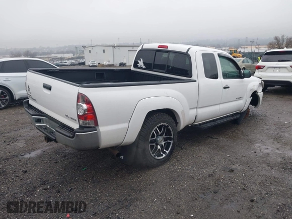 2011 Toyota Tacoma with VIN 5TFUU4EN9BX022381, listed as a IAAI auction lot 41863091 with 138,653 mi miles. Bid and sale history available at carsss.com. Image 4.
