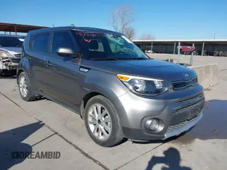 2017 Kia Soul + with VIN KNDJP3A5XH7463620, listed as a IAAI auction lot 41763654 with 79,763 mi miles. Bid and sale history available at carsss.com. Image 1.