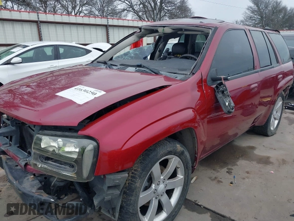 2006 Chevrolet TrailBlazer LT with VIN 1GNES13H162266610, listed as a IAAI auction lot 41630250 with 176,610 mi miles. Bid and sale history available at carsss.com. Image 13.