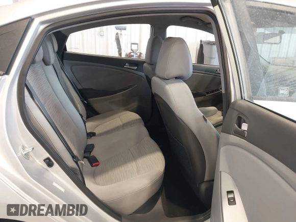 2016 Hyundai Accent SE z VIN KMHCT4AE8GU121220, wystawiony jako IAAI lot #42478517 z przebiegiem 133 491 mil mil oraz . Historia ofert i sprzedaży dostępna na DreamBid. Obrazek 8.