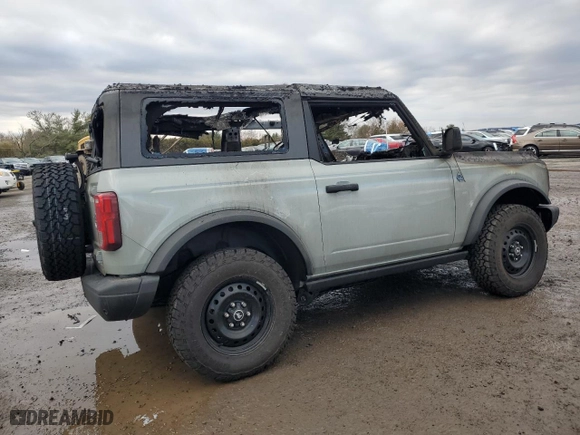 2023 Ford Bronco with VIN 1FMDE5AP2PLC02841, listed as a Copart auction lot 43948305 with 0 mi miles and Salvage Title. Bid and sale history available at carsss.com. Image 3.