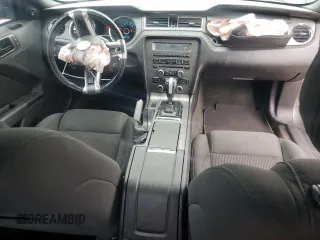 2014 Ford Mustang V6 z VIN 1ZVBP8AM4E5280646, wystawiony jako Copart lot #57615295 z przebiegiem 112 968 mil mil oraz Szkoda całkowita • Salvage title. Historia ofert i sprzedaży dostępna na DreamBid. Obrazek 8.