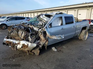 2017 GMC Sierra 2500HD Denali with VIN 1GT12UEY0HF152096, listed as a Copart auction lot 86326844 with 0 mi miles and Non Repairable. Bid and sale history available at carsss.com. Image 1.