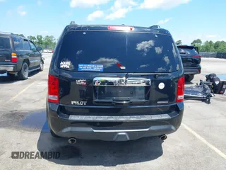2013 Honda Pilot Touring z VIN 5FNYF3H98DB023104, wystawiony jako IAAI lot #42310538 z przebiegiem 169 385 mil mil oraz . Historia ofert i sprzedaży dostępna na DreamBid. Obrazek 16.
