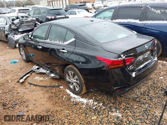 2020 Nissan Altima S with VIN 1N4BL4BV6LC271461, listed as a IAAI auction lot 41628226 with 22,675 mi miles and . Bid and sale history available at DreamBid. Image 3.