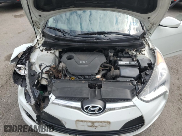 2013 Hyundai Veloster w/Gray Int with VIN KMHTC6AD7DU095627, listed as a Copart auction lot 52121225 with 86,261 mi miles and Salvage title. Bid and sale history available at DreamBid. Image 11.