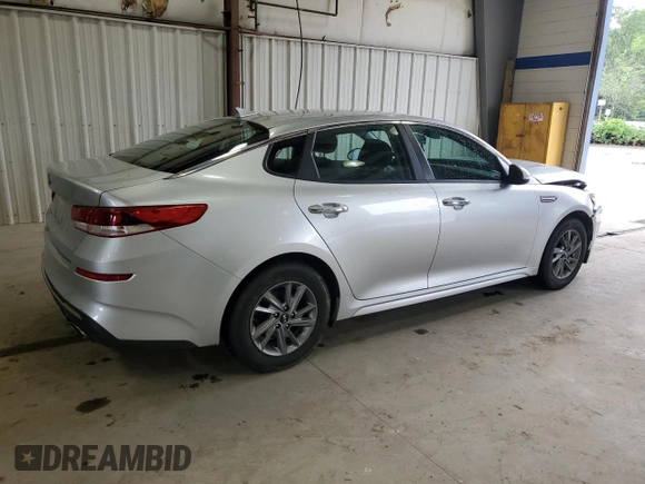 2019 Kia Optima LX z VIN 5XXGT4L39KG296057, wystawiony jako Copart lot #56992715 z przebiegiem 67 842 mil mil oraz Szkoda całkowita • Salvage title. Historia ofert i sprzedaży dostępna na DreamBid. Obrazek 3.