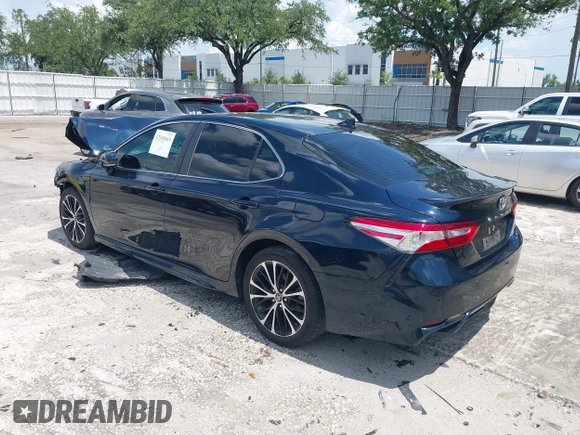 2020 Toyota Camry SE z VIN 4T1M11AK3LU875344, wystawiony jako IAAI lot #42340069 z przebiegiem 26 177 mil mil oraz . Historia ofert i sprzedaży dostępna na DreamBid. Obrazek 3.