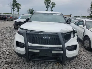2021 Ford Police Interceptor Utility z VIN 1FM5K8AB3MGB72272, wystawiony jako Copart lot #53368115 z przebiegiem 55 137 mil mil oraz Szkoda całkowita • Salvage title. Historia ofert i sprzedaży dostępna na DreamBid. Obrazek 5.