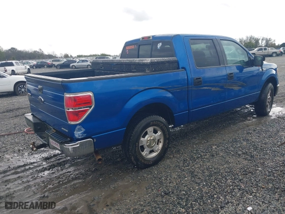 2013 Ford F-150 XL with VIN 1FTEW1CM8DKE24674, listed as a IAAI auction lot 41881852 with 212,445 mi miles. Bid and sale history available at carsss.com. Image 4.