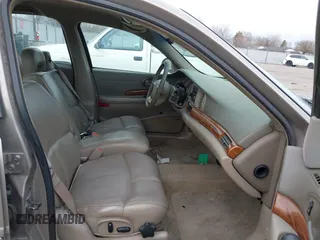 2000 Buick LeSabre Custom with VIN 1G4HP54K5YU171608, listed as a IAAI auction lot 41767862 with 117,455 mi miles and . Bid and sale history available at carsss.com. Image 5.