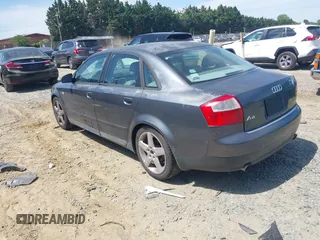 2003 Audi A4 1.8T z VIN WAULC68E13A211131, wystawiony jako IAAI lot #42320859 z przebiegiem 174 158 mil mil oraz . Historia ofert i sprzedaży dostępna na DreamBid. Obrazek 3.