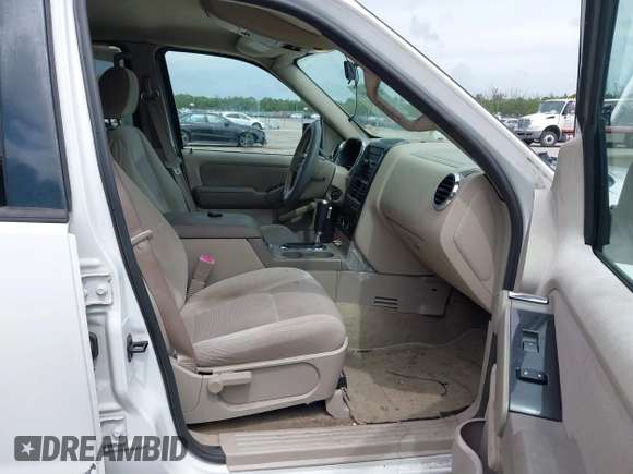 2006 Ford Explorer XLT с VIN 1FMEU73836UB19212, выставлен на аукционе IAAI как лот 42771892 с пробегом 168 113 миль миль и . История ставок и продаж доступна на DreamBid. Изображение 5.