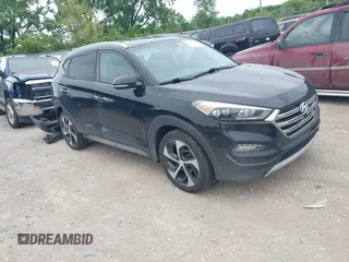2017 Hyundai Tucson Sport z VIN KM8J33A29HU310855, wystawiony jako IAAI lot #42317970 z przebiegiem 111 047 mil mil oraz . Historia ofert i sprzedaży dostępna na DreamBid. Obrazek 1.