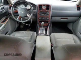 2007 Chrysler 300 with VIN 2C3KA43R37H792291, listed as a Copart auction lot 71412514 with 140,171 mi miles and Salvage Title. Bid and sale history available at carsss.com. Image 8.