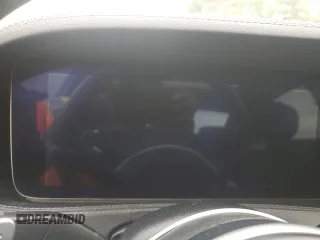 2018 Mercedes-Benz S 560 z VIN WDDUG8DB6JA373973, wystawiony jako Copart lot #58555605 z przebiegiem Nie podano mil oraz Szkody całkowita. Historia ofert i sprzedaży dostępna na DreamBid. Obrazek 9.