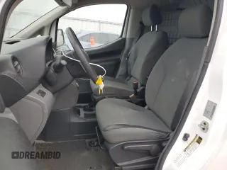 2021 Nissan NV200 S z VIN 3N6CM0KN8MK702542, wystawiony jako Copart lot #49109015 z przebiegiem 286 890 mil mil oraz Czysty tytuł • Clean title. Historia ofert i sprzedaży dostępna na DreamBid. Obrazek 7.