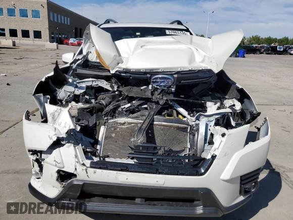 2022 Subaru Forester Premium with VIN JF2SKAEC3NH427064, listed as a Copart auction lot 57065135 with 30,870 mi miles and Salvage title. Bid and sale history available at DreamBid. Image 5.