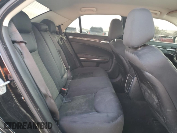 2019 Chrysler 300 Touring with VIN 2C3CCAAG6KH755596, listed as a Copart auction lot 47433935 with 60,668 mi miles and Salvage Title. Bid and sale history available at carsss.com. Image 11.