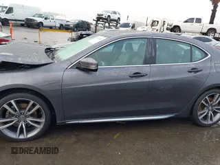 2020 Acura TLX w/Technology Pkg with VIN 19UUB2F42LA003192, listed as a IAAI auction lot 41482802 with 34,995 mi miles. Bid and sale history available at carsss.com. Image 14.