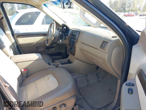 2003 Ford Explorer Eddie Bauer с VIN 1FMDU74K93UB82803, выставлен на аукционе IAAI как лот 42174604 с пробегом 166 269 миль миль и . История ставок и продаж доступна на DreamBid. Изображение 5.