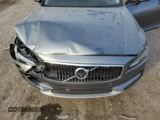 2020 Volvo V90 z VIN YV4A22NL1L1102688, wystawiony jako Copart lot #85409584 z przebiegiem 106 207 mil mil oraz Szkoda całkowita • Salvage title. Historia ofert i sprzedaży dostępna na DreamBid. Obrazek 12.