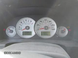 2005 Ford Escape Hybrid with VIN 1FMCU96H45KD29925, listed as a IAAI auction lot 41346475 with 209,922 mi miles. Bid and sale history available at carsss.com. Image 7.