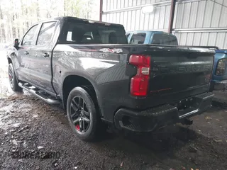 2021 Chevrolet Silverado 1500 RST with VIN 1GCUYEED7MZ390633, listed as a IAAI auction lot 41798156 with 49,277 mi miles. Bid and sale history available at carsss.com. Image 3.