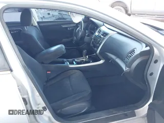 2014 Nissan Altima S with VIN 1N4AL3AP1EC187530, listed as a IAAI auction lot 41852300 with 183,127 mi miles and . Bid and sale history available at DreamBid. Image 5.