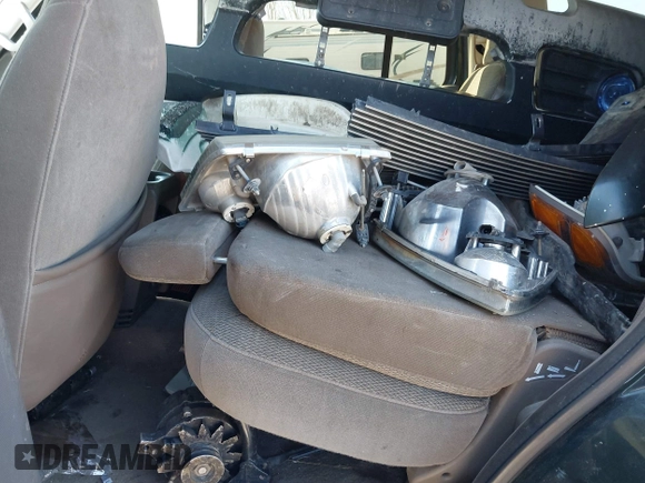 2002 Ford Explorer XLT with VIN 1FMZU63E62ZA99536, listed as a IAAI auction lot 41874515 with Not Provided miles and . Bid and sale history available at DreamBid. Image 8.