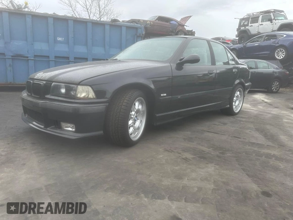 1998 BMW M3 z VIN WBSCD9325WEE09458, wystawiony jako Copart lot #48253425 z przebiegiem 254 162 mil mil oraz Czysty tytuł • Clean title. Historia ofert i sprzedaży dostępna na DreamBid. Obrazek 2.
