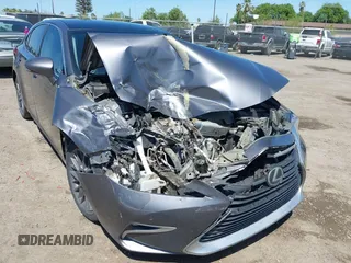 2018 Lexus ES with VIN 58ABK1GG1JU093377, listed as a IAAI auction lot 41980562 with 94,484 mi miles. Bid and sale history available at carsss.com. Image 6.