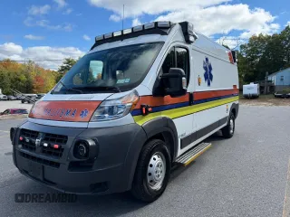 2017 Ram ProMaster Cargo with VIN 3C6URVHGSHE507937, listed as a Copart auction lot 75947704 with 122,808 mi miles and Clean Title. Bid and sale history available at DreamBid. Image 2.