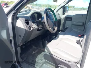 2007 Ford F-150 XL with VIN 1FTRF14W37NA54593, listed as a IAAI auction lot 42507874 with 111,032 mi miles and . Bid and sale history available at DreamBid. Image 5.