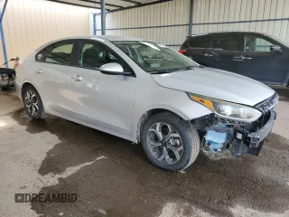 2021 Kia Forte LXS z VIN 3KPF24AD7ME270014, wystawiony jako Copart lot #66052445 z przebiegiem 66 070 mil mil oraz Czysty tytuł • Clean title. Historia ofert i sprzedaży dostępna na DreamBid. Obrazek 4.