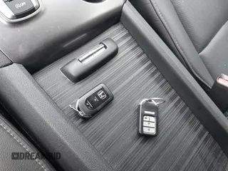 2023 Honda Passport EX-L с VIN 5FNYF8H53PB011859, выставлен на аукционе IAAI как лот 42242513 с пробегом 17 675 миль миль и . История ставок и продаж доступна на DreamBid. Изображение 11.