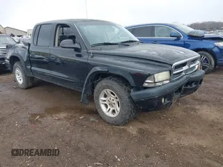 2004 Dodge Dakota Sport with VIN 1D7HL38N94S538692, listed as a IAAI auction lot 41843739 with 198,719 mi miles. Bid and sale history available at carsss.com. Image 1.