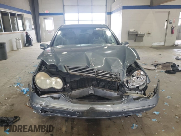 2004 Mercedes-Benz C 240 с VIN WDBRF61J54F547525, выставлен на аукционе Copart как лот 56064115 с пробегом Не указан миль и Списание • Salvage title. История ставок и продаж доступна на DreamBid. Изображение 5.