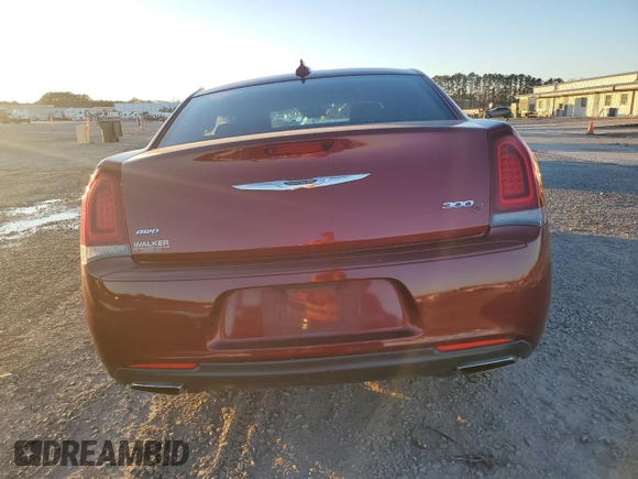 2018 Chrysler 300 with VIN 2C3CCAGG9JH120460, listed as a Copart auction lot 41562765 with 232,297 mi miles and Salvage Title. Bid and sale history available at carsss.com. Image 6.