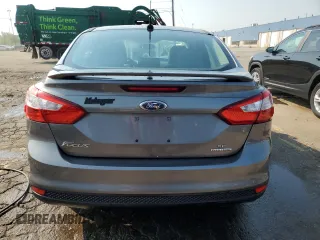 2013 Ford Focus SE with VIN 1FADP3F28DL333256, listed as a Copart auction lot 60438255 with 102,226 mi miles and Clean title. Bid and sale history available at DreamBid. Image 6.