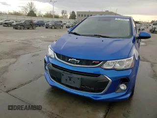 2019 Chevrolet Sonic LT z VIN 1G1JD5SB3K4148300, wystawiony jako Copart lot #52169025 z przebiegiem 59 689 mil mil oraz Szkoda całkowita • Salvage title. Historia ofert i sprzedaży dostępna na DreamBid. Obrazek 13.