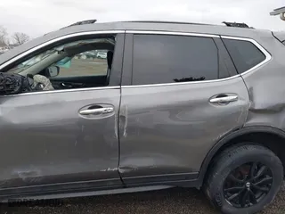2017 Nissan Rogue SL with VIN 5N1AT2MV8HC802900, listed as a IAAI auction lot 42021254 with 109,025 mi miles. Bid and sale history available at carsss.com. Image 14.