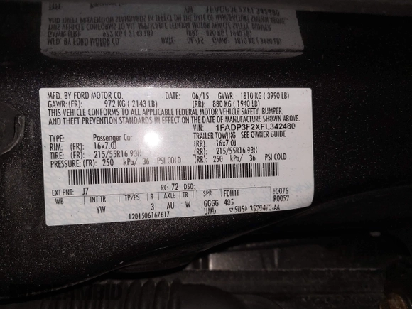 2015 Ford Focus SE with VIN 1FADP3F2XFL342480, listed as a IAAI auction lot 41607487 with 103,530 mi miles. Bid and sale history available at carsss.com. Image 9.