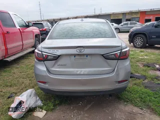 2019 Toyota Yaris L z VIN 3MYDLBYV1KY500070, wystawiony jako IAAI lot #41933128 z przebiegiem Nie podano mil oraz . Historia ofert i sprzedaży dostępna na DreamBid. Obrazek 15.