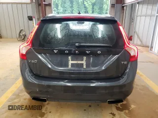 2015 Volvo V60 T5 Drive-E Platinum with VIN YV140MEM8F1261054, listed as a Copart auction lot 58130135 with 123,796 mi miles and Salvage title. Bid and sale history available at DreamBid. Image 6.