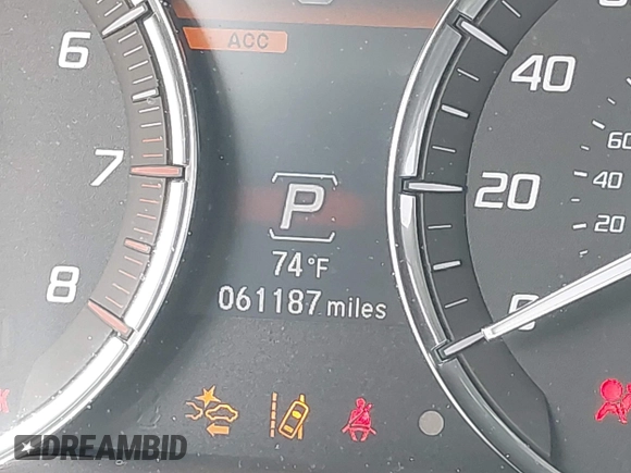 2018 Acura TLX w/Technology Pkg with VIN 19UUB3F59JA000947, listed as a IAAI auction lot 41981918 with 61,187 mi miles. Bid and sale history available at carsss.com. Image 15.