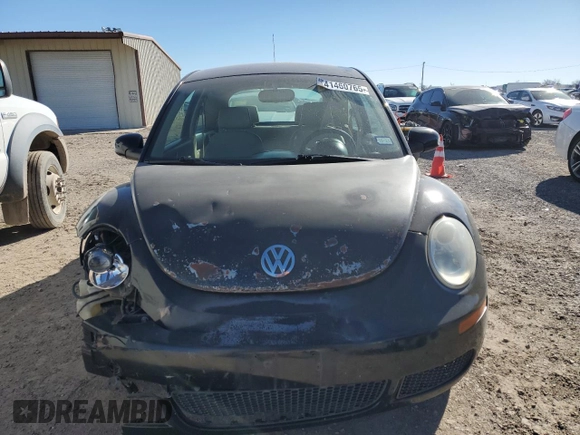 2009 Volkswagen New Beetle Coupe S with VIN 3VWPW31C39M510616, listed as a Copart auction lot 41460765 with 129,630 mi miles and Salvage Title. Bid and sale history available at carsss.com. Image 5.